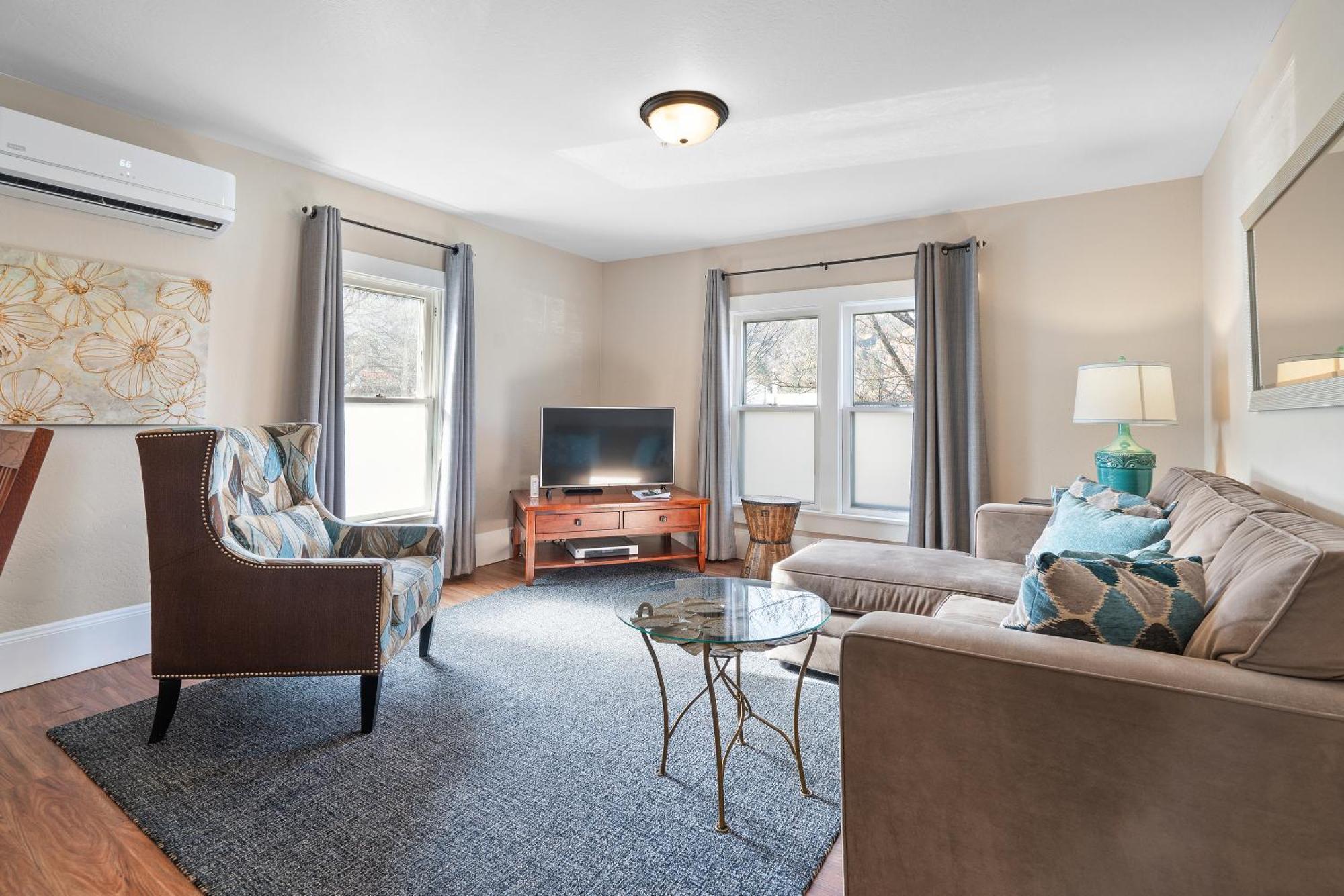Pioneer Vacation Rentals - Pioneer North Suite Downtown Ashland Dış mekan fotoğraf